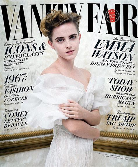 emma watson nuda|Emma Watson goes topless for candid Vanity Fair photos and。